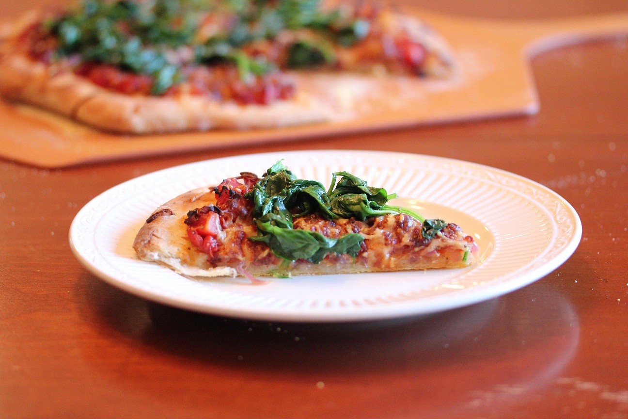 Budget Friendly Spinach and Onion Pizza