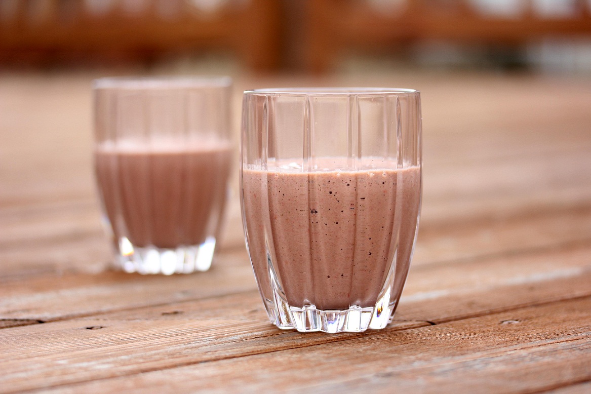 Power Raspberry and Yogurt Smoothie