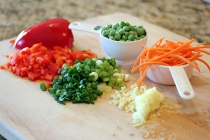 Ingredients needed to make chicken fried rice