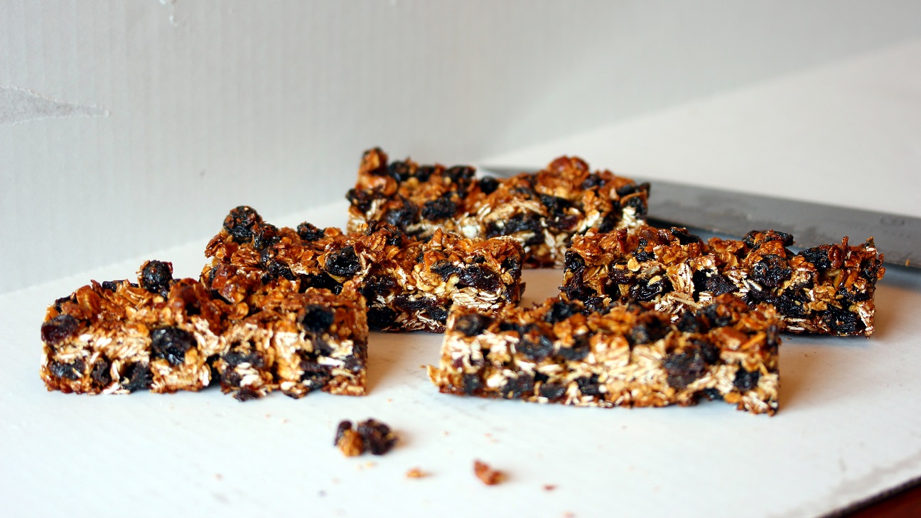 Almond Butter Raisin Granola Bars