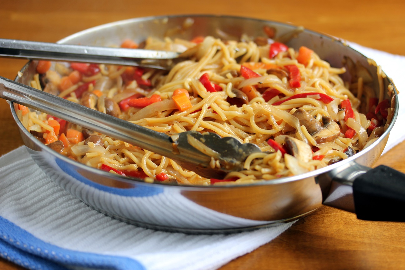 Tangerine-Teriyaki Vegetable Lo Mein