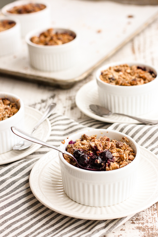 Guilt-Free White Chocolate Blueberry Crisp Recipe