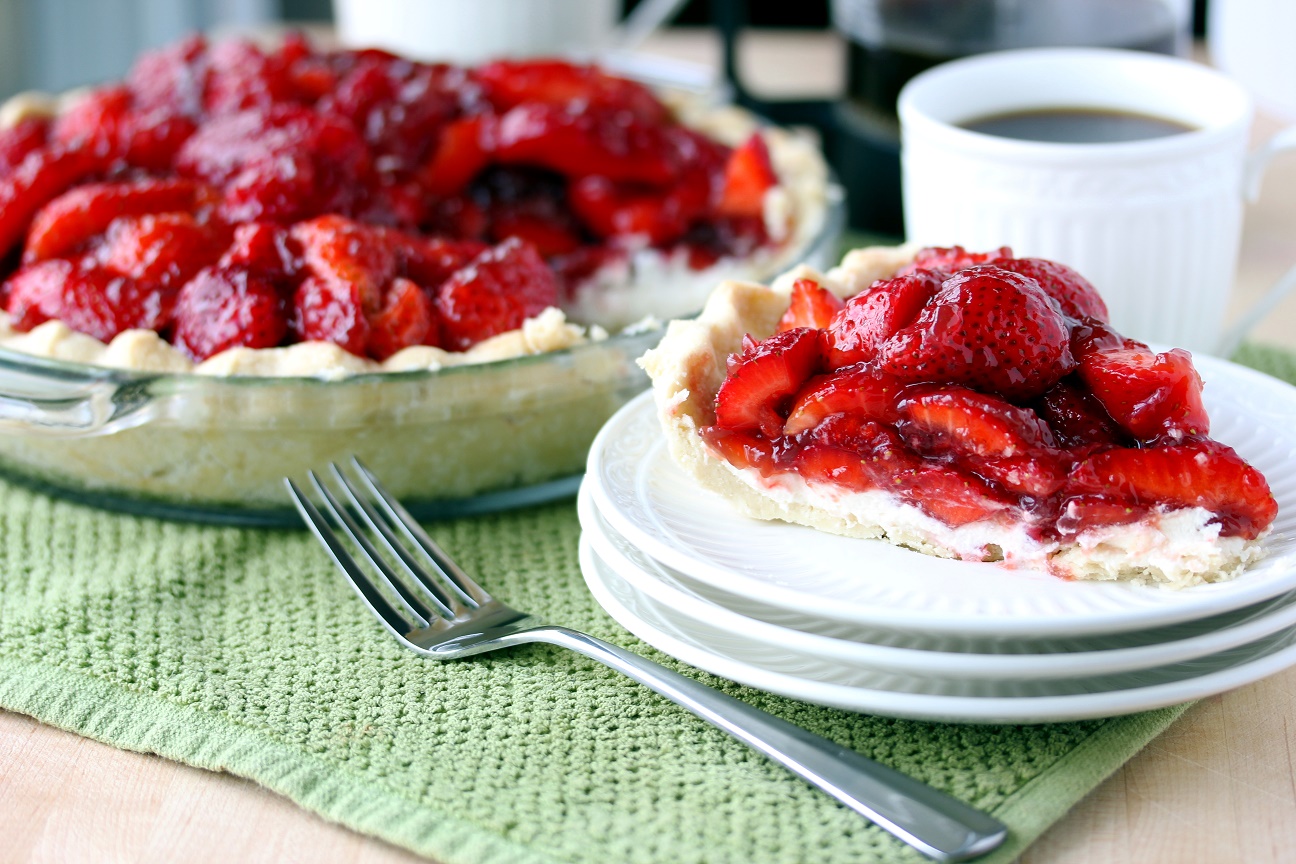 Strawberry Cream Pie with Pomegranate Glaze