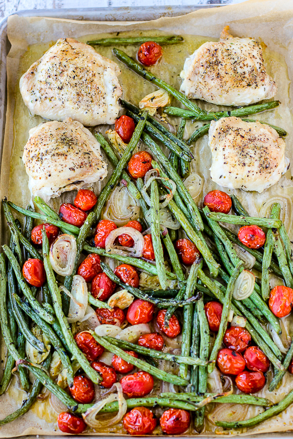 Italian Style Sheet Pan Chicken and Green Beans